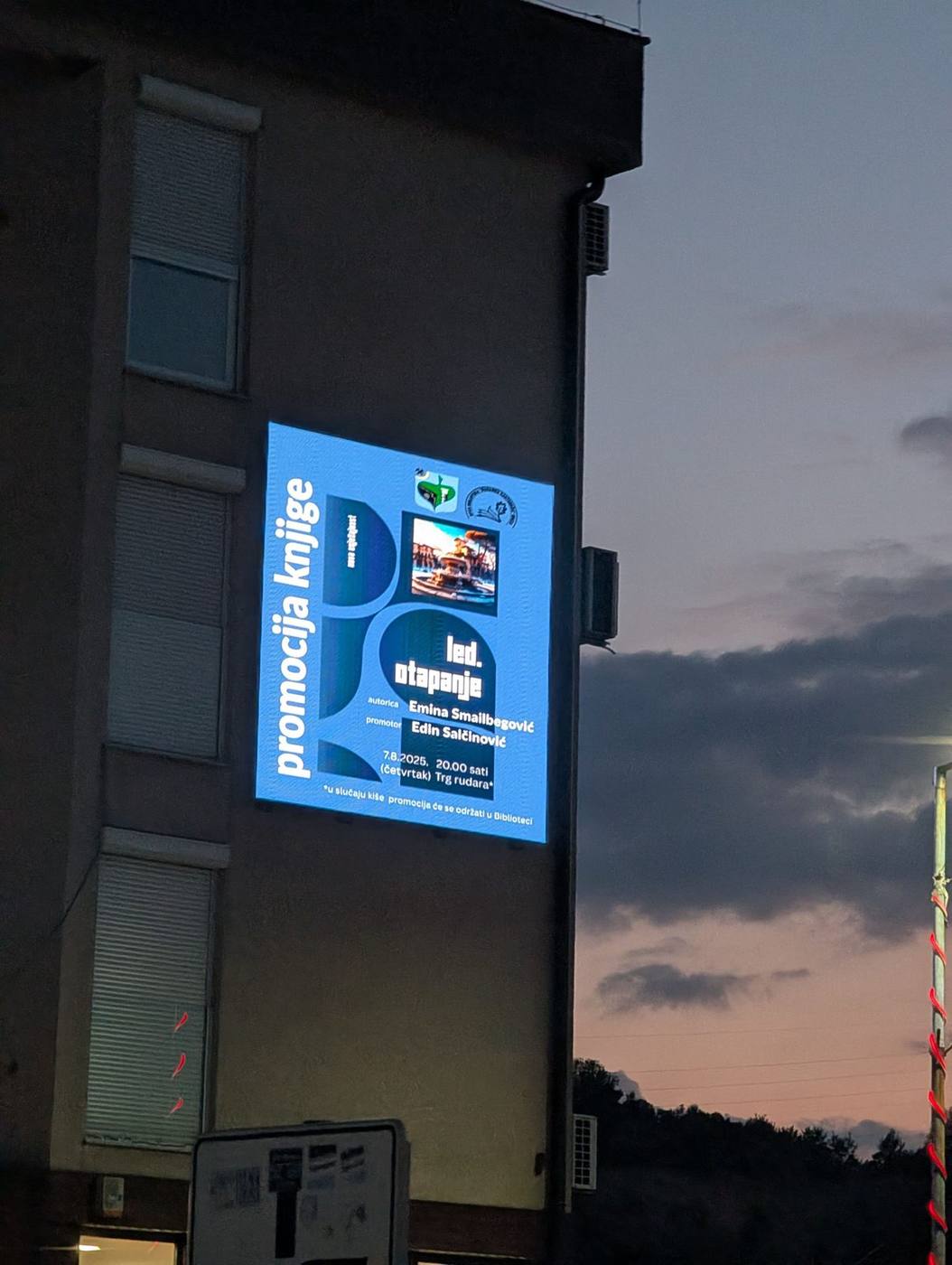 Reklama na LED ekranu - Breza, noćni prikaz